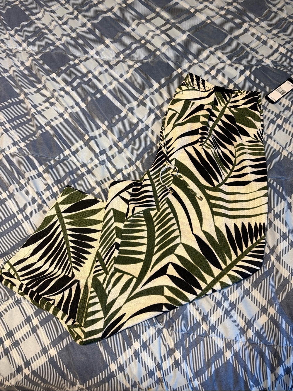 Soho Apparel Green, Black & Cream Tropical Wide-Leg Pants